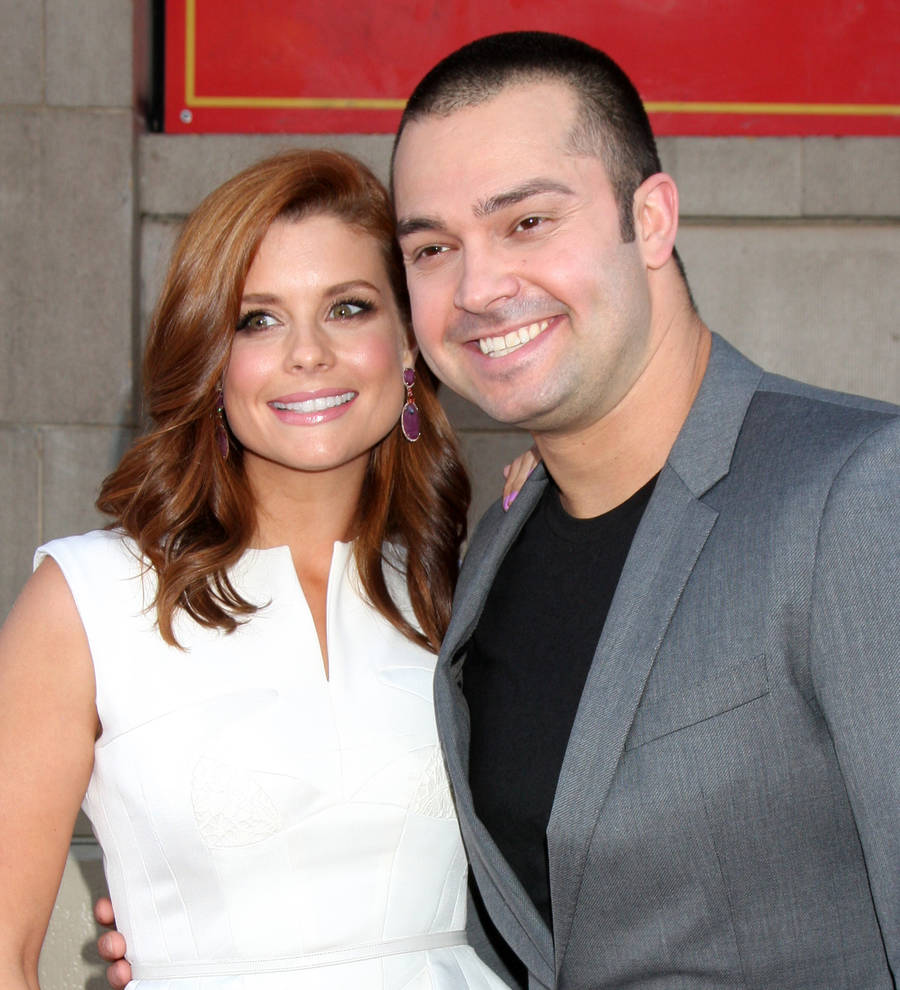 Young Hollywood | JoAnna Garcia Swisher to be a mom again